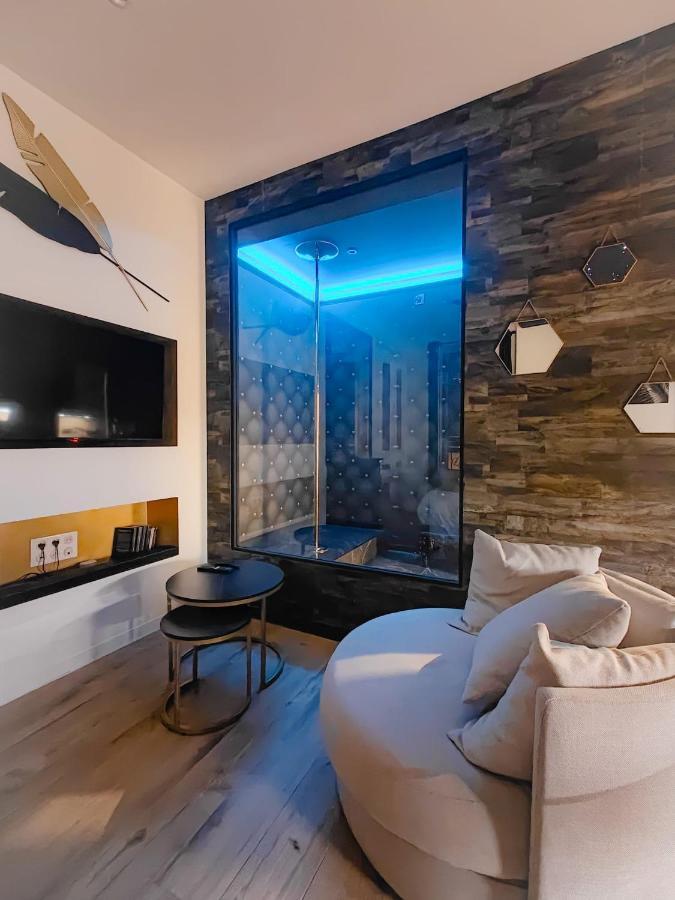 Appartement Chic Proche Bellecour Avec Parking 리옹 외부 사진